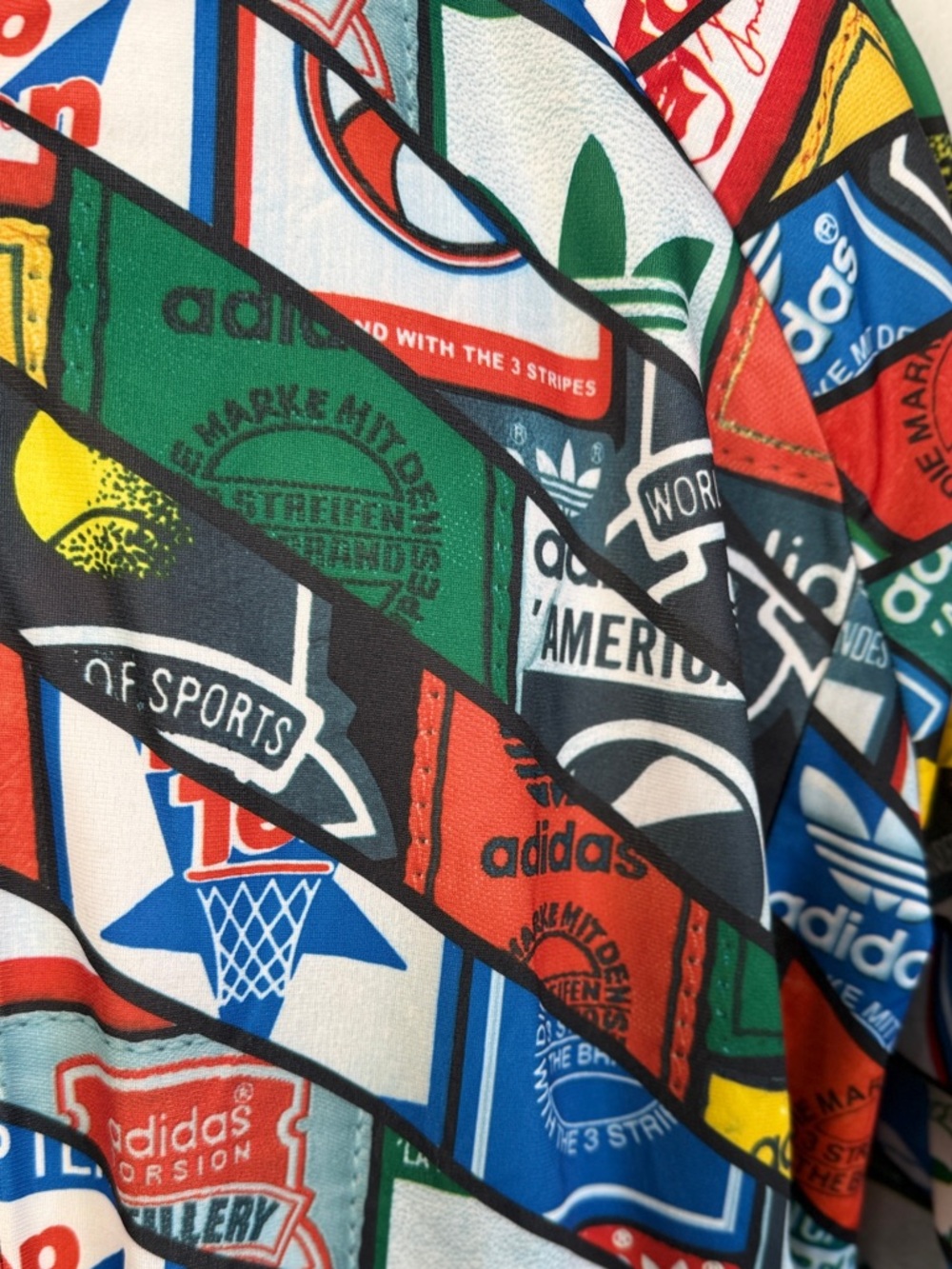 Adidas Originals Superstar "Tongue Labels" Track Jacket - All Over Print 2XL - Picture 8 of 12